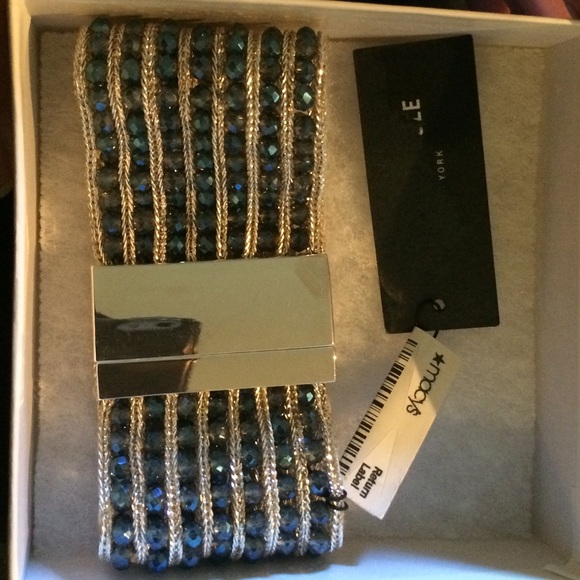 NEW Kenneth Cole Silver and Blue Crystals Bracelet - Picture 2 of 3